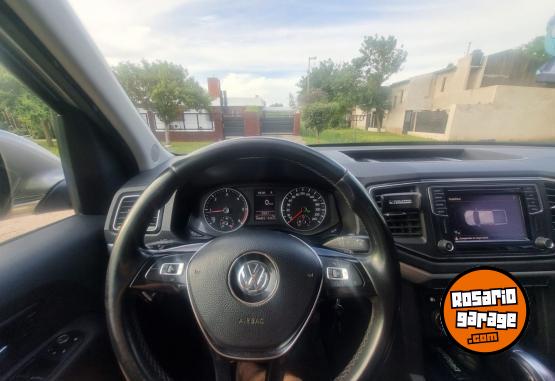 Camionetas - Volkswagen AMAROK HIGHLINE, 4X4, AT 2018 Diesel 204000Km - En Venta