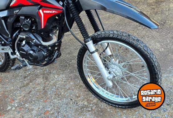 Motos - Honda XR190 2019 Nafta 7500Km - En Venta
