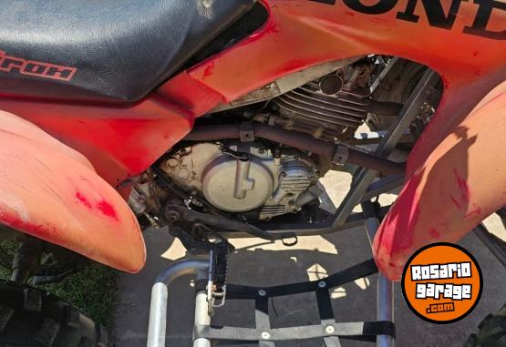 Cuatris y UTVs - Honda TRX 300 1999 111111Km - En Venta