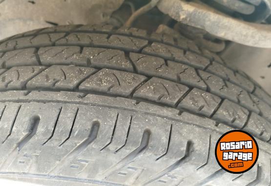 Camionetas - Toyota HILUX 2016 Diesel 200000Km - En Venta