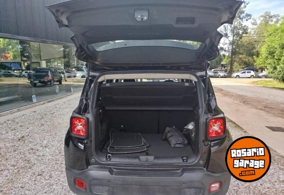 Camionetas - Jeep RENEGADE 2019 Nafta 19000Km - En Venta