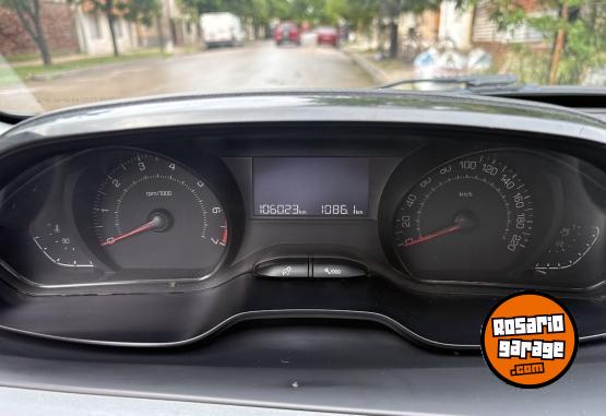 Autos - Peugeot 208 ACTIVE 1.5 2015 Nafta 106000Km - En Venta