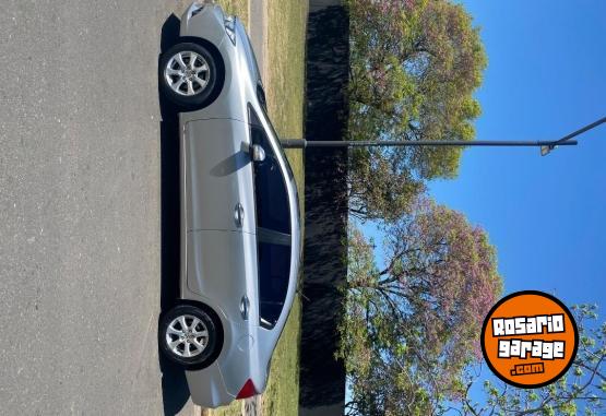 Autos - Honda Civic 2013 Nafta 180000Km - En Venta
