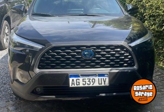 Autos - Toyota Corolla Cross SEG HEV 1,8 2024 Electrico / Hibrido 22000Km - En Venta