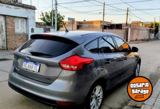 Autos - Ford FOCUS III Se 2018 Nafta 67000Km - En Venta
