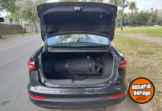 Autos - Fiat CRONOS 1.8 2018 GNC 219000Km - En Venta