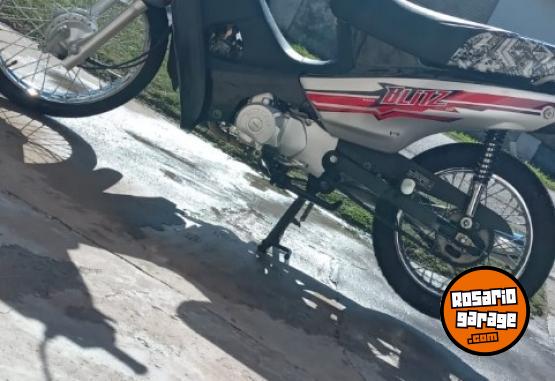 Motos - Motomel Blitz 2021 Nafta 25000Km - En Venta