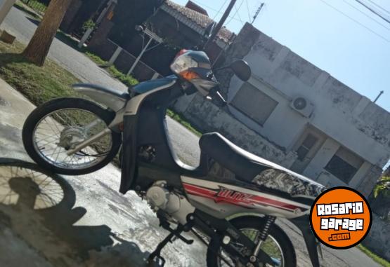 Motos - Motomel Blitz 2021 Nafta 25000Km - En Venta