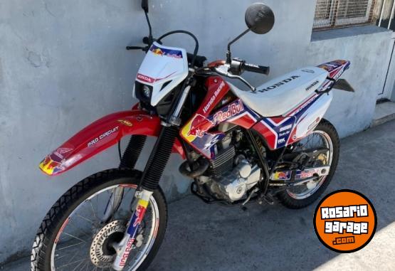 Motos - Honda Xr 250 tornado 2017 Nafta 35000Km - En Venta
