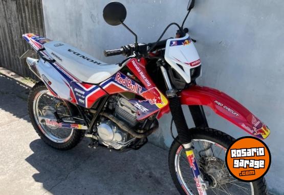 Motos - Honda Xr 250 tornado 2017 Nafta 35000Km - En Venta