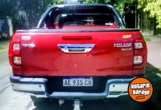 Camionetas - Toyota Hilux 2021 Diesel 60000Km - En Venta