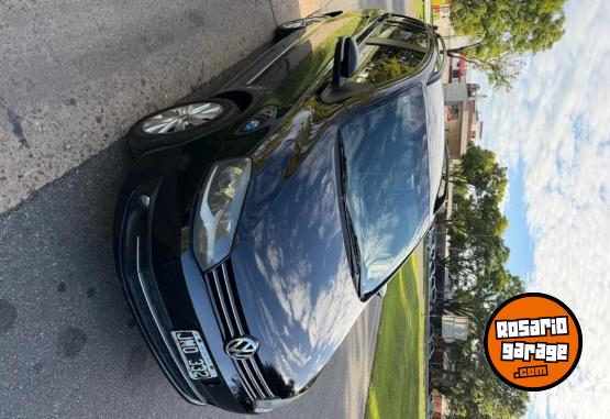 Autos - Volkswagen Suran 2011 Nafta 167700Km - En Venta