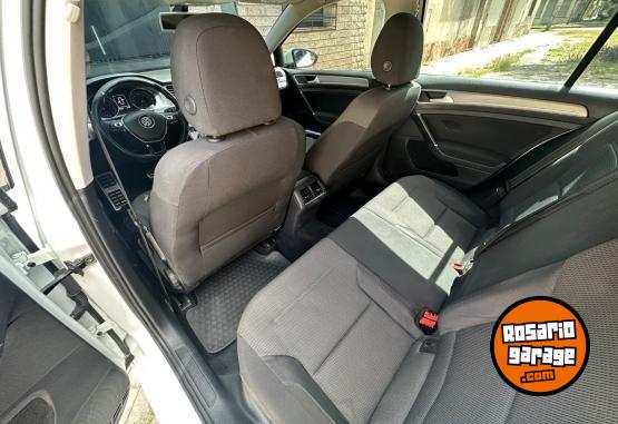 Autos - Volkswagen Golf 2015 Nafta 148000Km - En Venta