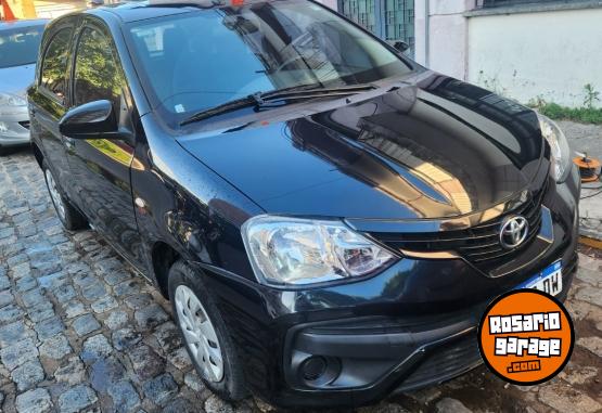 Autos - Toyota Etios 2020 Nafta 25000Km - En Venta