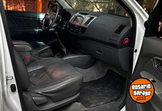 Camionetas - Toyota HILUX SRV 2013 Diesel 279000Km - En Venta