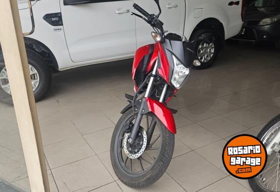 Motos - Honda Twister 125 2023 Nafta 16000Km - En Venta