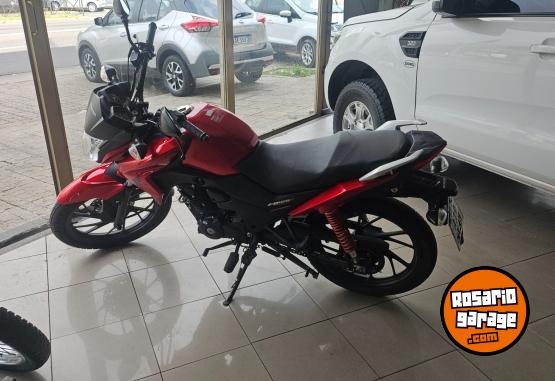 Motos - Honda Twister 125 2023 Nafta 16000Km - En Venta