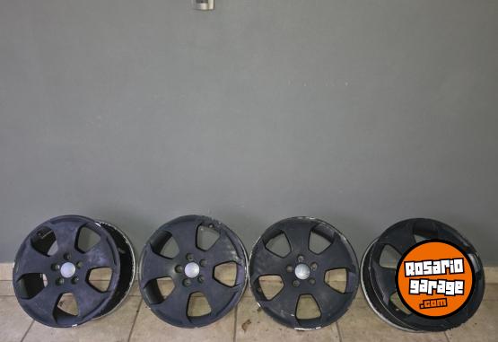 Accesorios para Autos - Llantas Audi A3 2.0T - En Venta