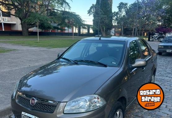 Autos - Fiat Siena EL 1.4 8v Sedan 2015 Nafta 131800Km - En Venta