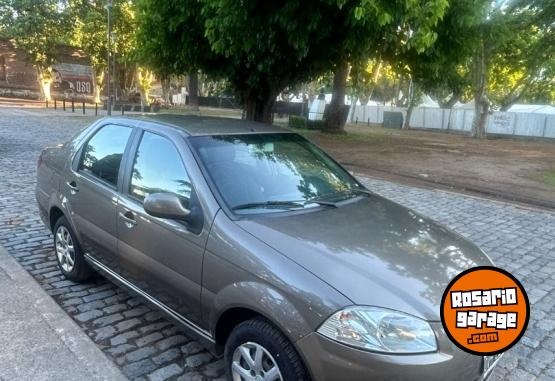 Autos - Fiat Siena EL 1.4 8v Sedan 2015 Nafta 131800Km - En Venta