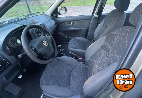 Autos - Fiat Siena EL 1.4 8v Sedan 2015 Nafta 131800Km - En Venta