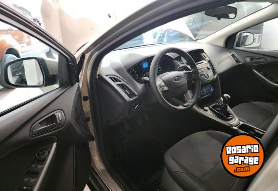 Autos - Ford Focus 2015 Nafta 102000Km - En Venta