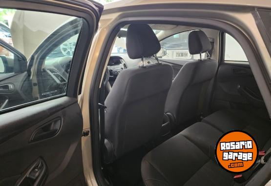 Autos - Ford Focus 2015 Nafta 102000Km - En Venta