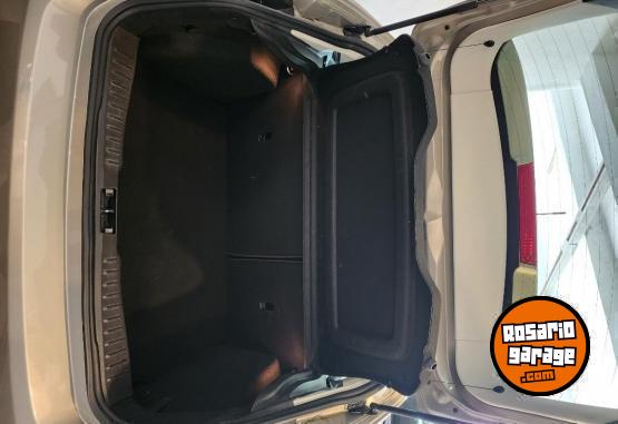 Autos - Ford Focus 2015 Nafta 102000Km - En Venta