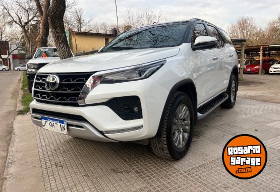 Camionetas - Toyota Sw4 2.8 srx 2023 Diesel 79000Km - En Venta