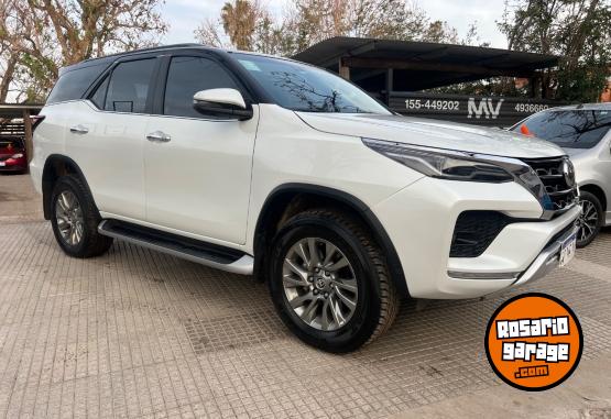 Camionetas - Toyota Sw4 2.8 srx 2023 Diesel 79000Km - En Venta