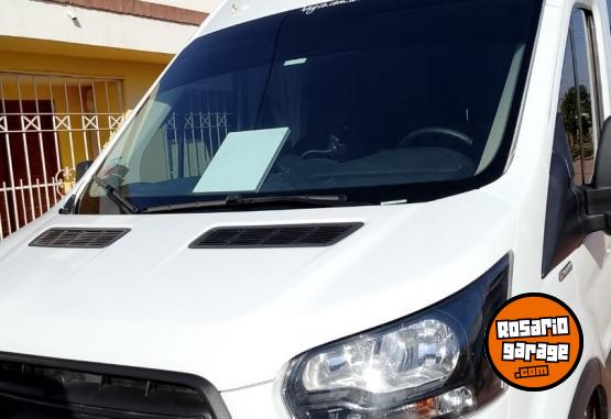Utilitarios - Ford Transit 2024 Diesel 11000Km - En Venta