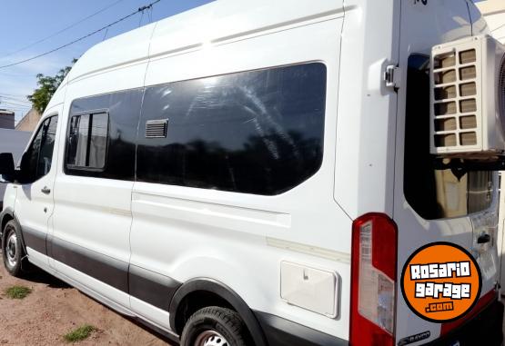 Utilitarios - Ford Transit 2024 Diesel 11000Km - En Venta