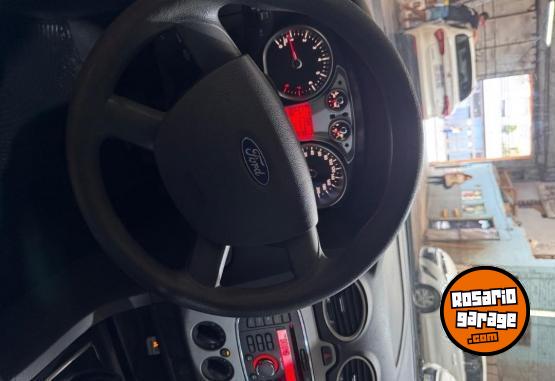 Autos - Ford Focus II 1.6 STYLE 2013 Nafta 95000Km - En Venta
