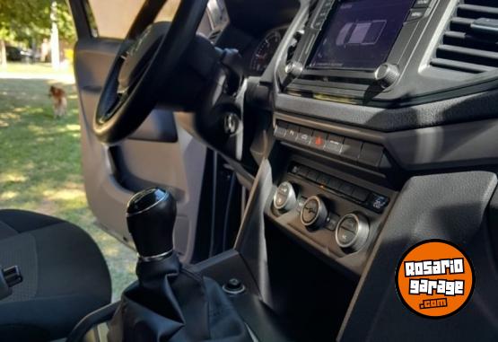 Camionetas - Volkswagen Amarok 2021 Diesel 56000Km - En Venta