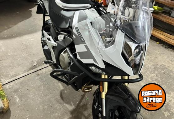 Motos - CF MOTO 650 MT 2023 Nafta 1200Km - En Venta
