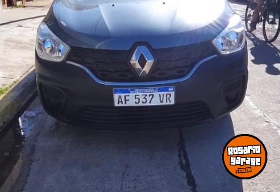 Utilitarios - Renault Kangoo II express confort 2022 GNC 45000Km - En Venta
