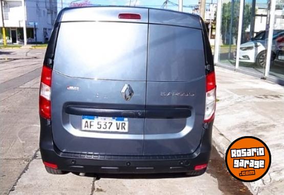 Utilitarios - Renault Kangoo II express confort 2022 GNC 45000Km - En Venta