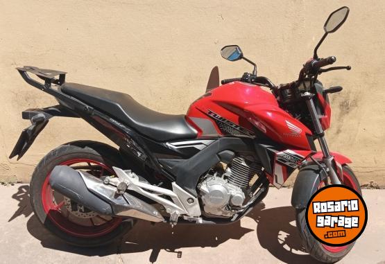 Motos - Honda CB TWISTER 2022 Nafta 8500Km - En Venta