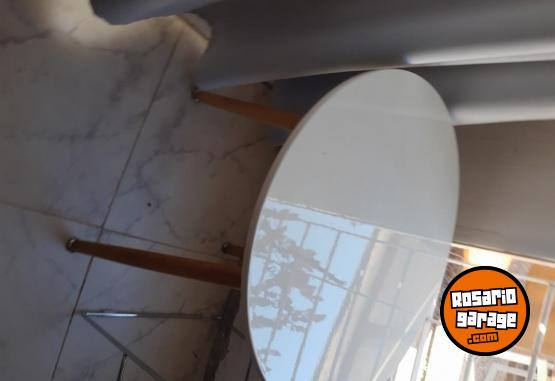 Hogar - Mesa laqueada - En Venta