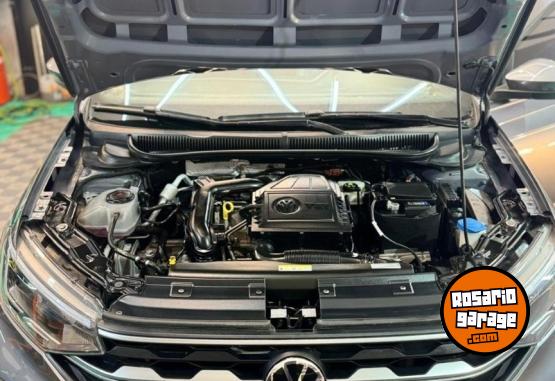 Autos - Volkswagen Nivus Highline 2021 Nafta 114000Km - En Venta