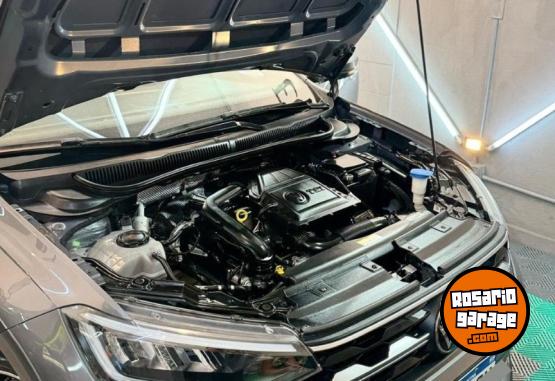 Autos - Volkswagen Nivus Highline 2021 Nafta 114000Km - En Venta