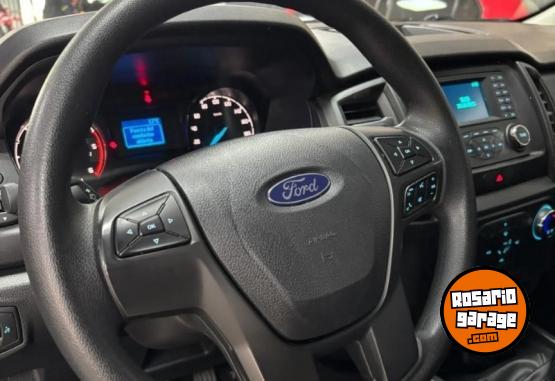 Camionetas - Ford Ranger XL 2023 Diesel 65000Km - En Venta