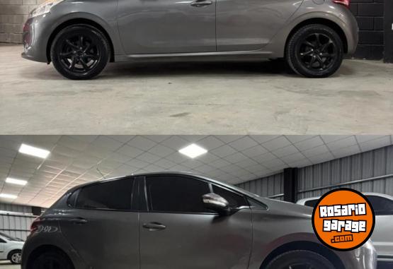 Autos - Peugeot 208 Allure Touch 2014 Nafta 125000Km - En Venta