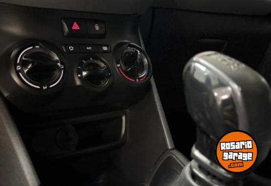Autos - Peugeot 208 Allure Touch 2014 Nafta 125000Km - En Venta