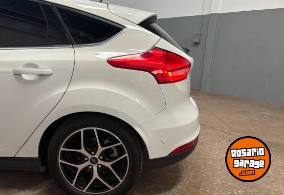 Autos - Ford Focus Titanium 2.0 2019 Nafta 99000Km - En Venta