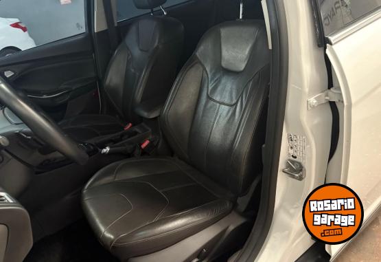 Autos - Ford Focus Titanium 2.0 2019 Nafta 99000Km - En Venta