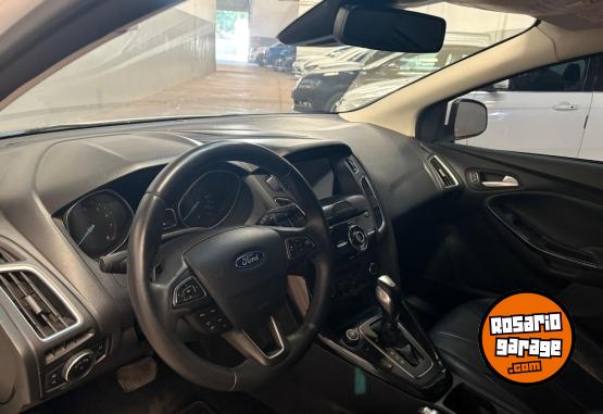 Autos - Ford Focus Titanium 2.0 2019 Nafta 99000Km - En Venta