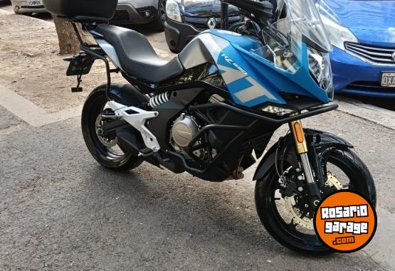 Motos - CF 650 MT 2022 Nafta 6000Km - En Venta