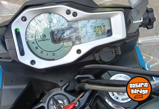 Motos - CF 650 MT 2022 Nafta 6000Km - En Venta