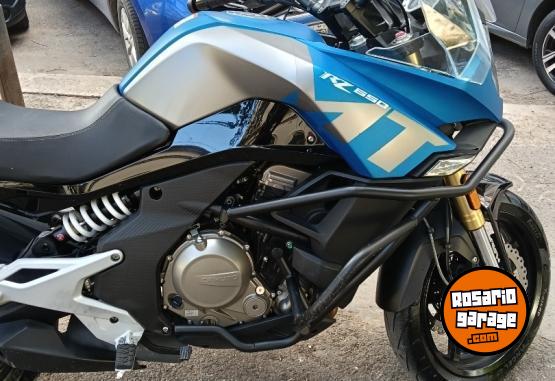 Motos - CF 650 MT 2022 Nafta 6000Km - En Venta